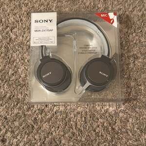 Sony MDR-ZX770AP Wired Over-Ear Headphones w/mic
